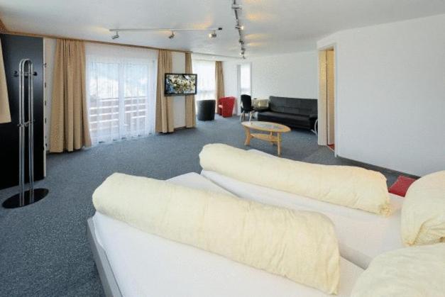 Hotel Eden Grächen Eksteriør bilde